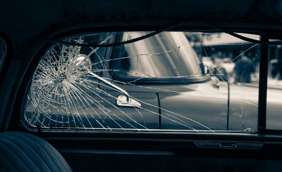 Steinschlag Reparatur Heckscheibe Wechseln